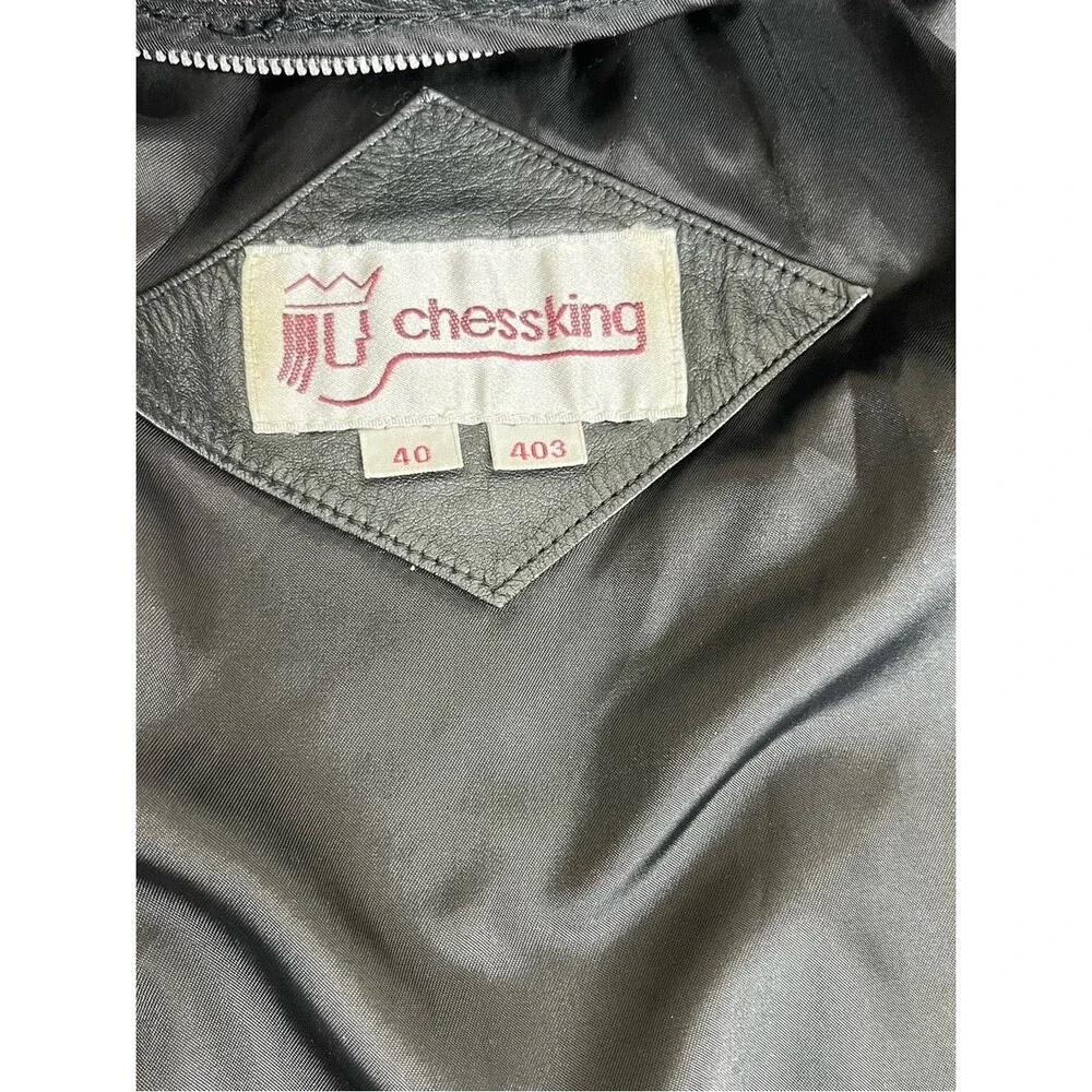 Vintage 80s Chess King Black Leather Biker Jacket Cafe Racer Moto Bomber 40 READ